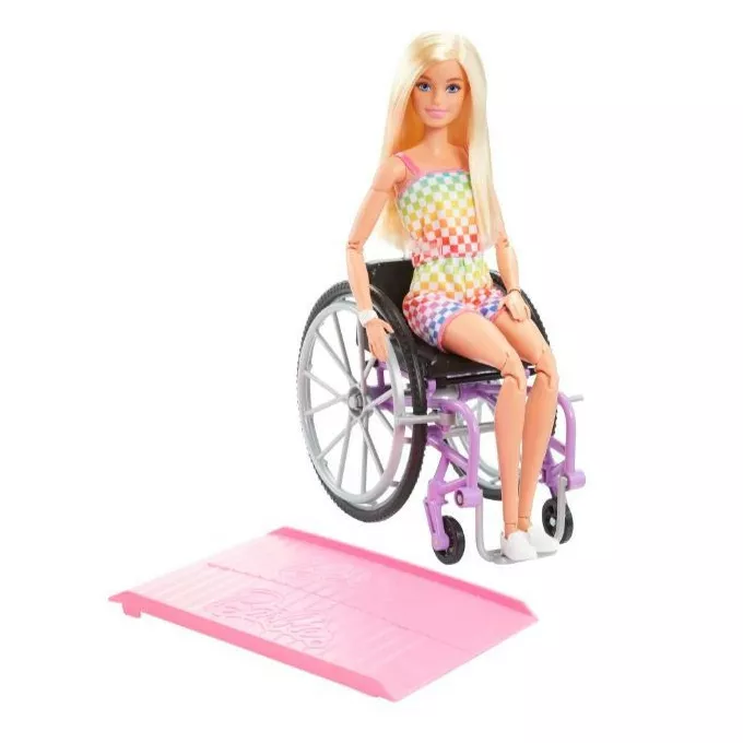 Mattel Lalka Barbie Fashionistas Na wózku strój w kratkę