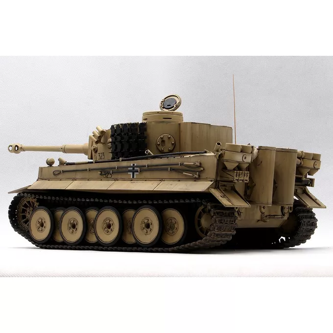 Hobby Boss Model plastikowy PzKpfw VI Tiger I early 1/16