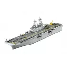 Model plastikowy US Navy Assault Carrier 1/700