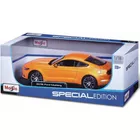 Maisto Model kompozytowy Ford Mustang GT 2015 pomarańczowy 1/24